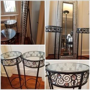 Table and mirror set